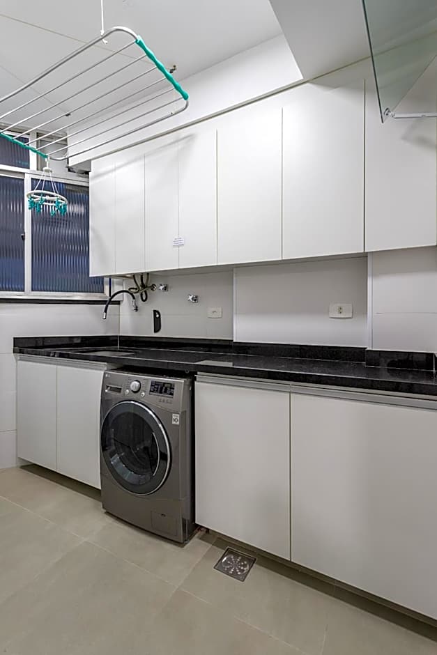 Maravilha no Leme - Até 4 pessoas - GRC701 Z5