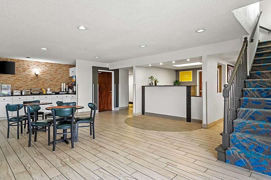 Days Inn by Wyndham Lancaster PA Dutch Country