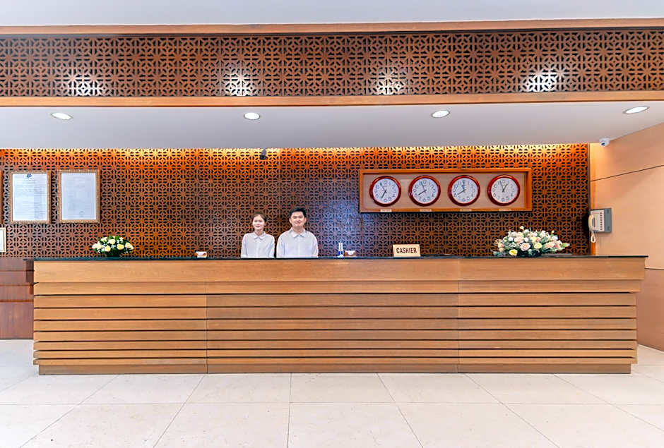 Nhi Phi Hotel Nha Trang