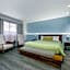 Skylark Hotel