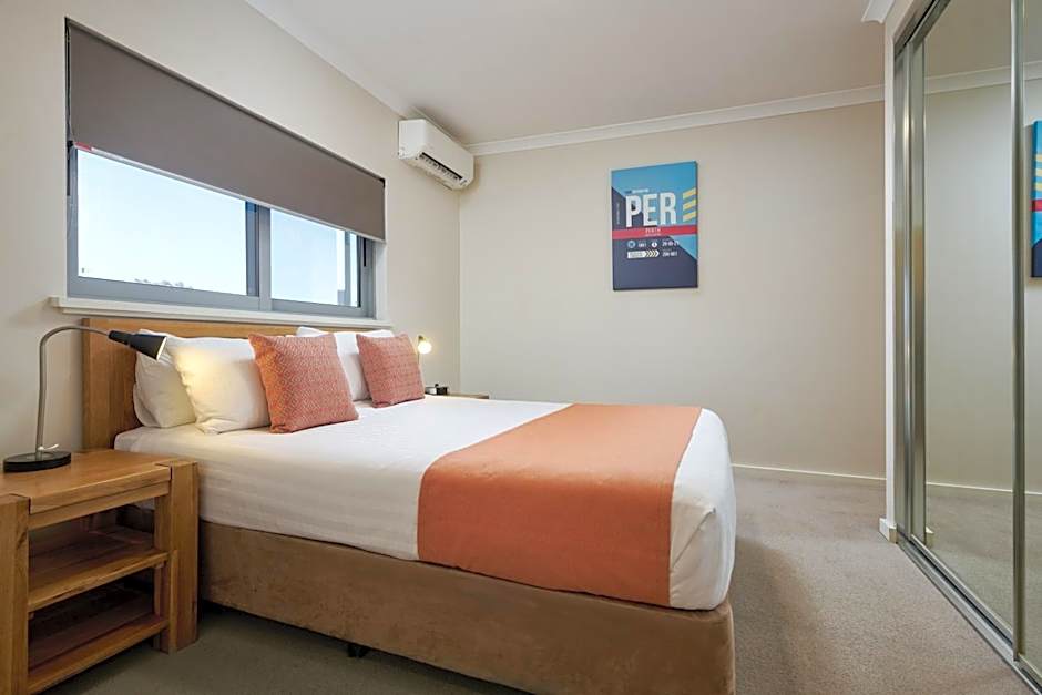 Airport Apartments by Vetroblu