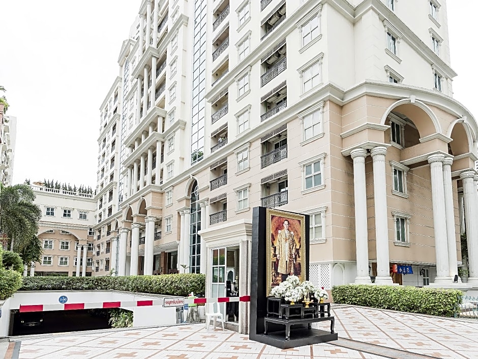 Hope Land Hotel Sukhumvit 24