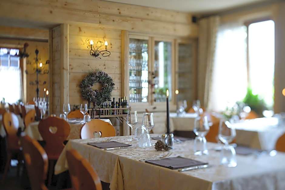 Hotel Vecchia Stazione Mountain Elegance