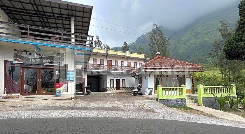 Family Homestay Syariah Bromo Mitra RedDoorz