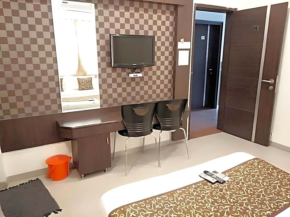 Sai Grand Castle Inn