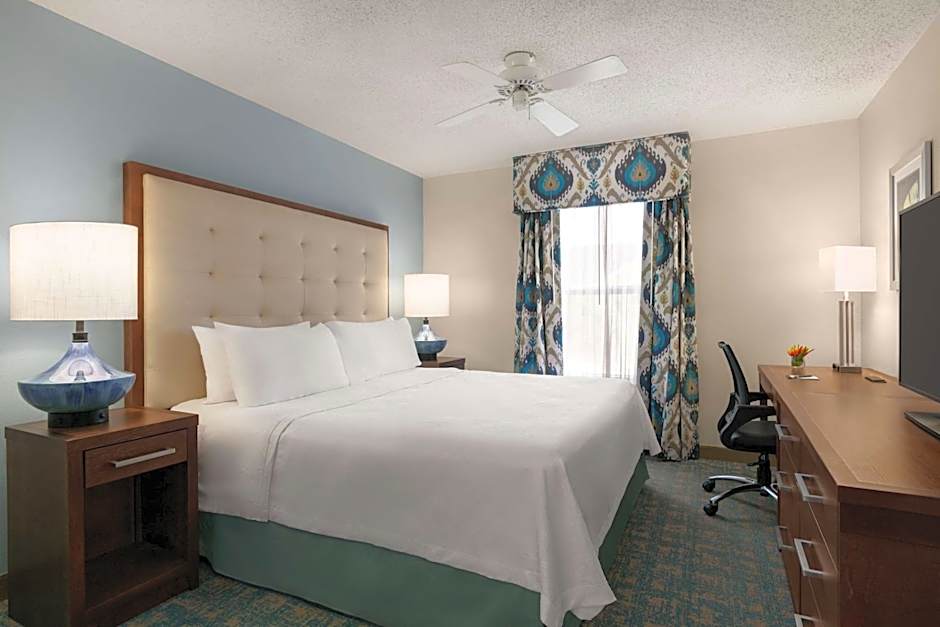 Homewood Suites By Hilton Fort Myers