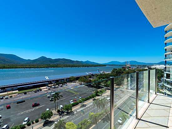 Jack & Newell Holiday Apartments