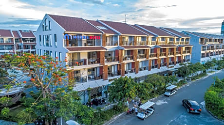 Morris Phu Quoc Hotel