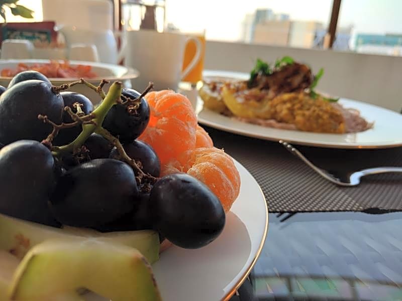 The Residence Business Hotel