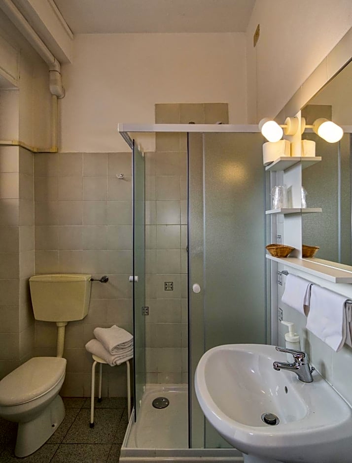Hotel Cecile