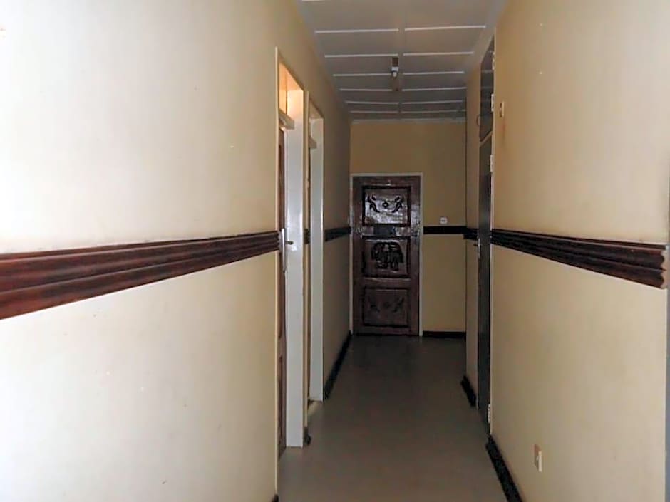 Flintstones Backpackers