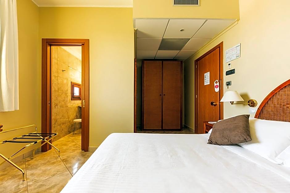 Hotel Ara Solis