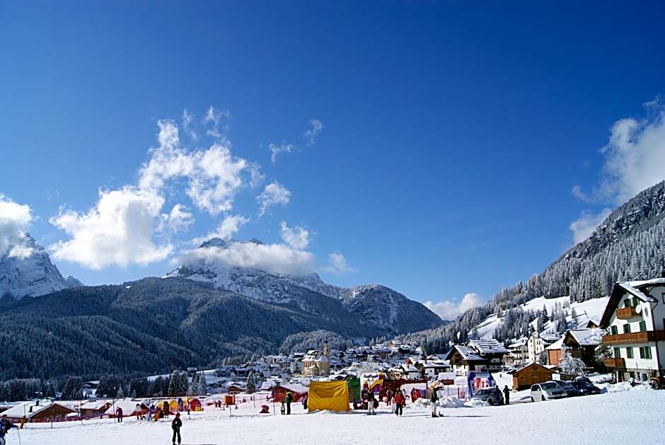 Il Cavallino - Albergo & Appartamenti