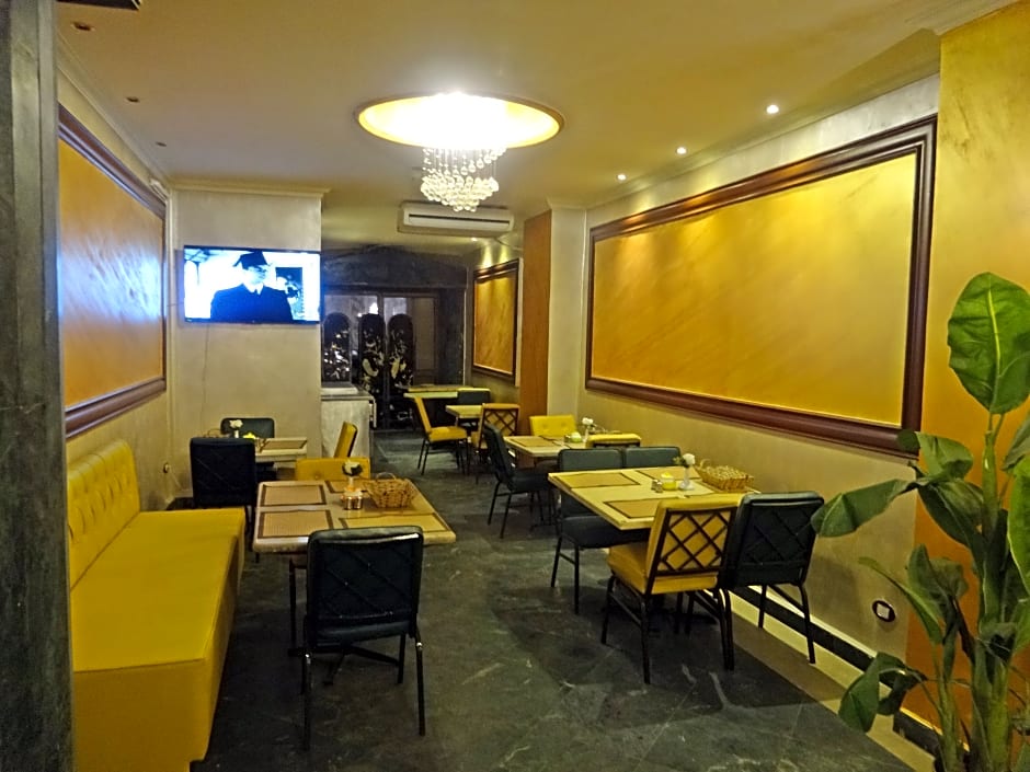 Indiana Hotel Cairo
