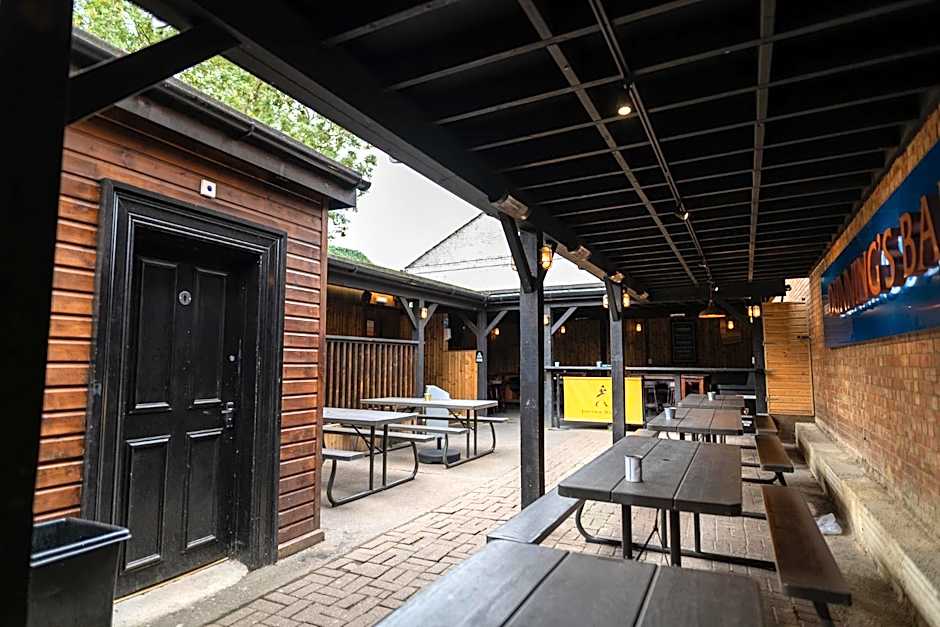 The Hyde - At Dunning's Bar