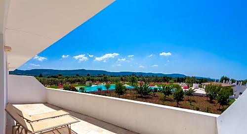 Masseria Relais Del Cardinale