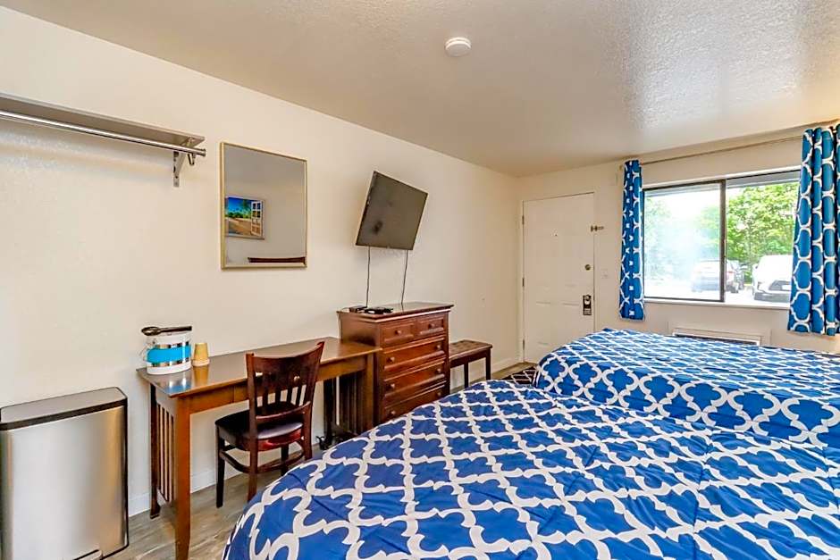 Belfair Motel