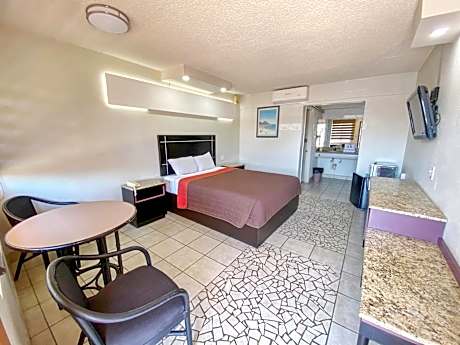 Queen Room