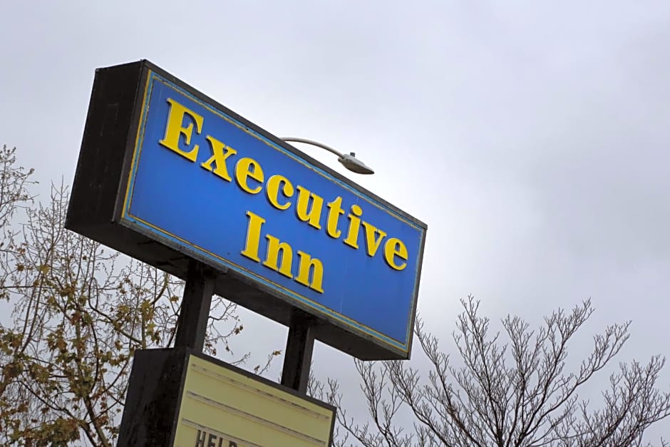 Executive Inn & Suites