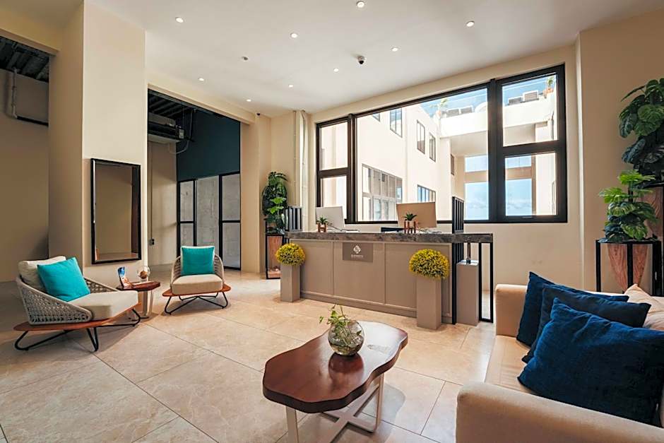 Elements Hotel & Shops Curacao