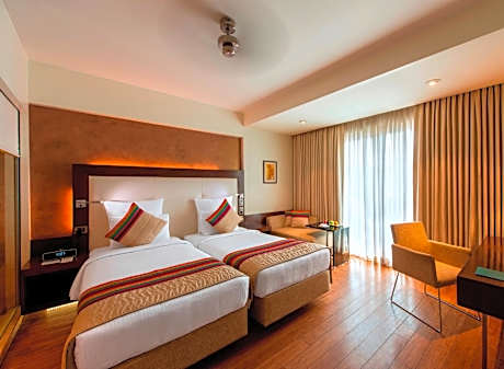 Deluxe Twin Room - 20% off on Spa services and 1 Beer bucket once per room per stay until 28 Feb, 2026