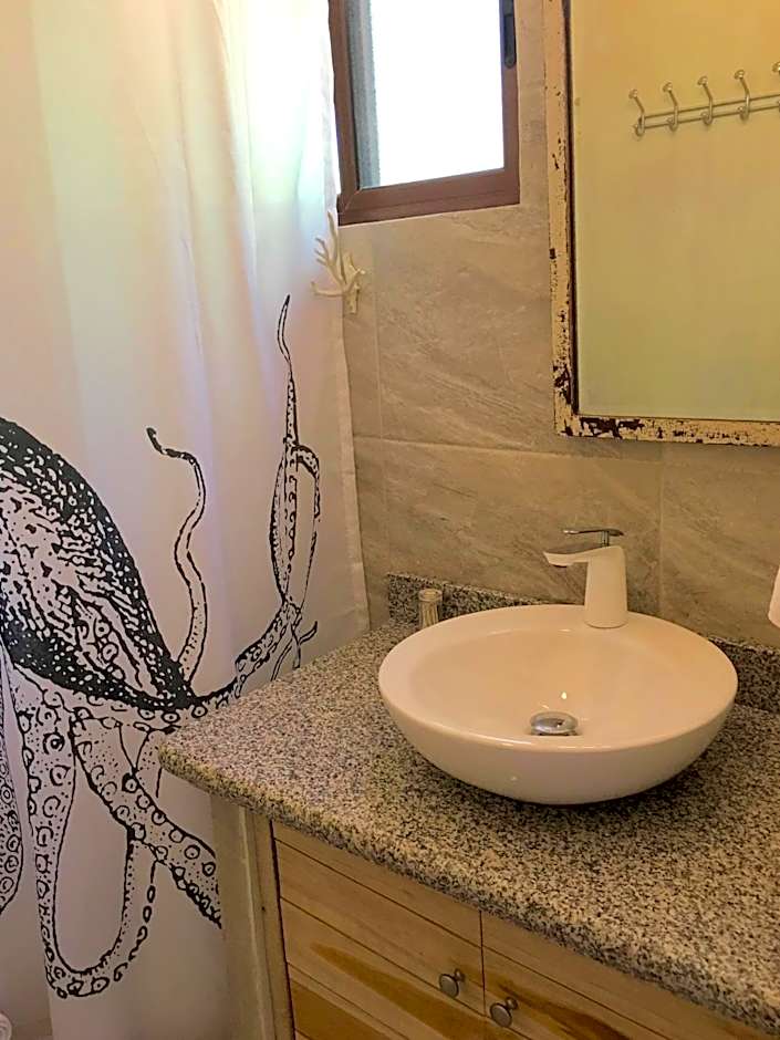 Ten North Tamarindo Beach Hotel