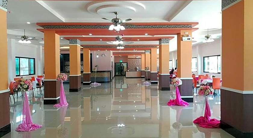 Sakura Budget Hotel
