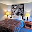 Super 8 by Wyndham Vancouver East