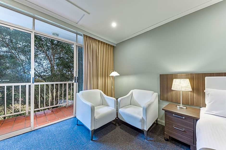 Best Western Airport Motel And Convention Centre