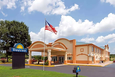 Days Inn by Wyndham Coliseum Montgomery AL