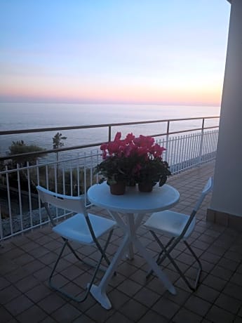 B&B Sanremo dely' house