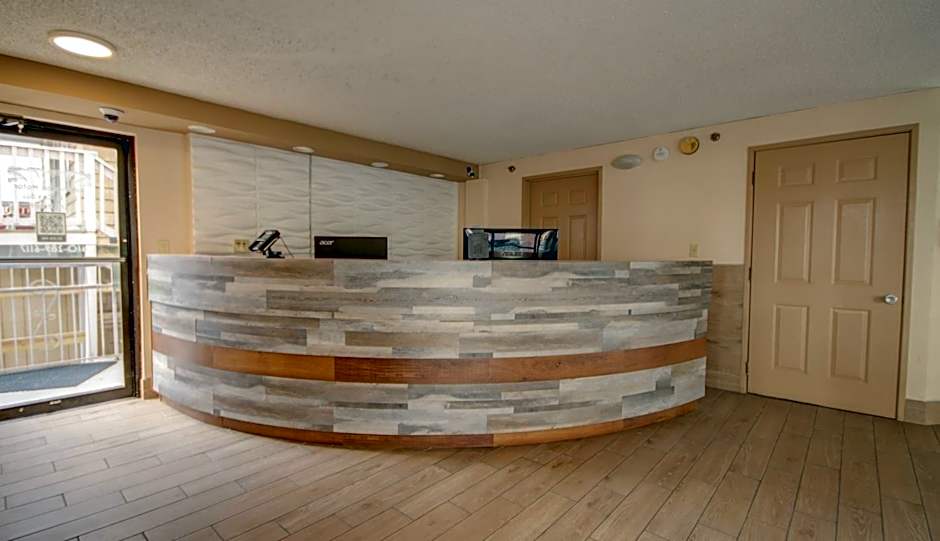 Americana Motor Inn on Boardwalk