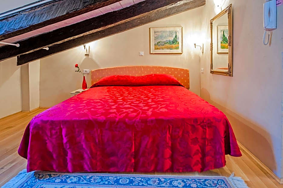 Residence MARCO POLO Centro Storico