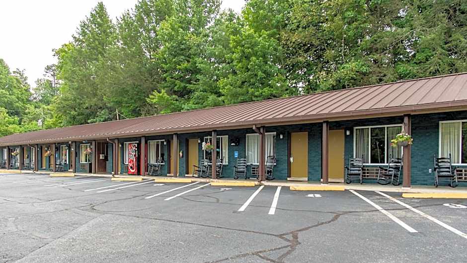 Townsend River Breeze Inn