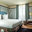 Hotel du Rond-Point des Champs-Elysees - Esprit de France