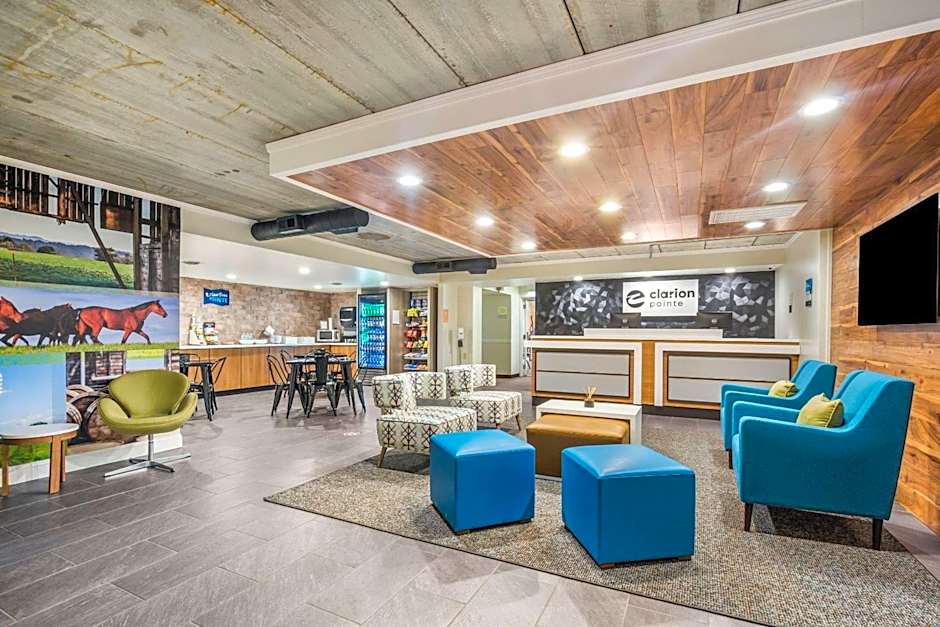 Clarion Pointe Richmond North Near University