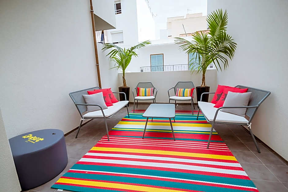 AMISTAT Island Hostel Ibiza - ALBERGUE JUVENIL