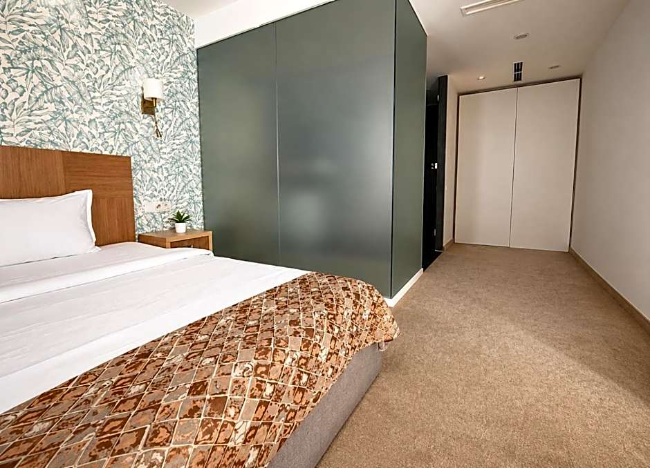Vitosha Park Hotel - Free Pool & Gym