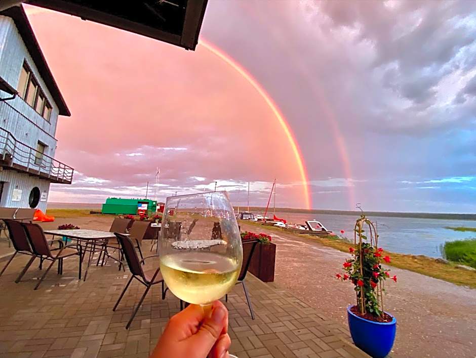 Vergi Sadam & Restoran Wirkes'