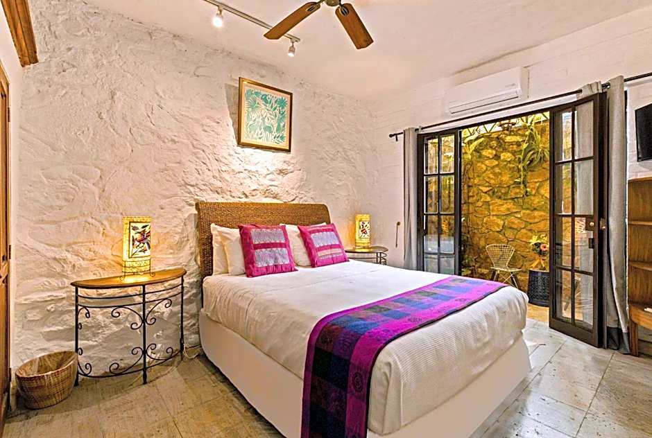 Villa Lola - Adults Only