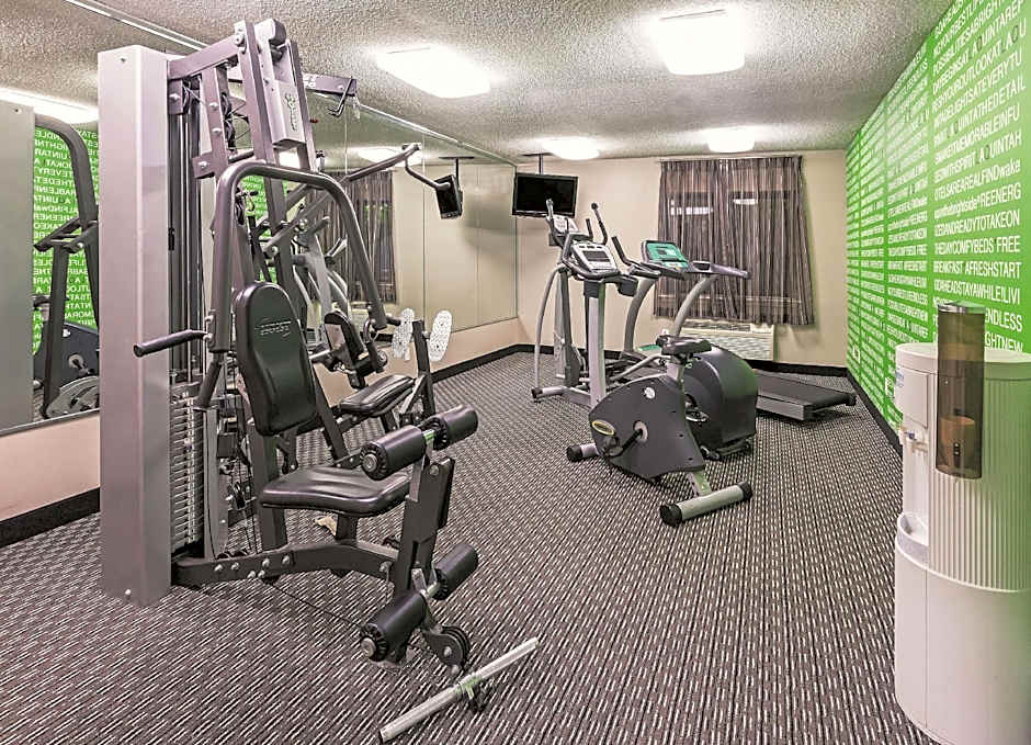 La Quinta Inn & Suites by Wyndham Little Rock North - Mccain Mall