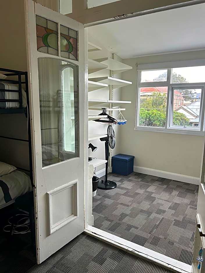 Manly Bunkhouse