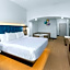 La Quinta Inn & Suites by Wyndham San Antonio Northwest