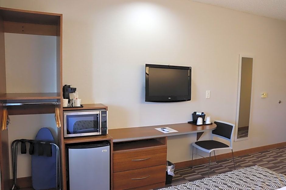 Microtel Inn & Suites by Wyndham Columbus/Near Fort Benning