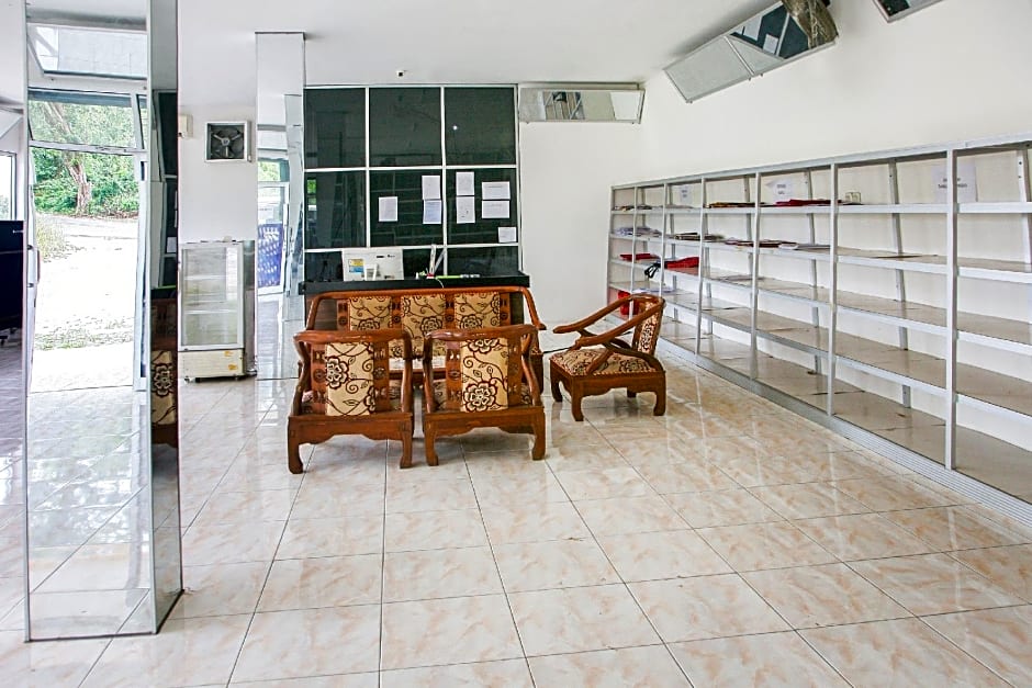 OYO 3438 Pasir Padi Inn