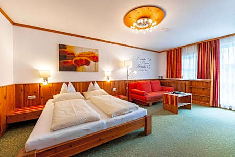 Triple Room with Balcony