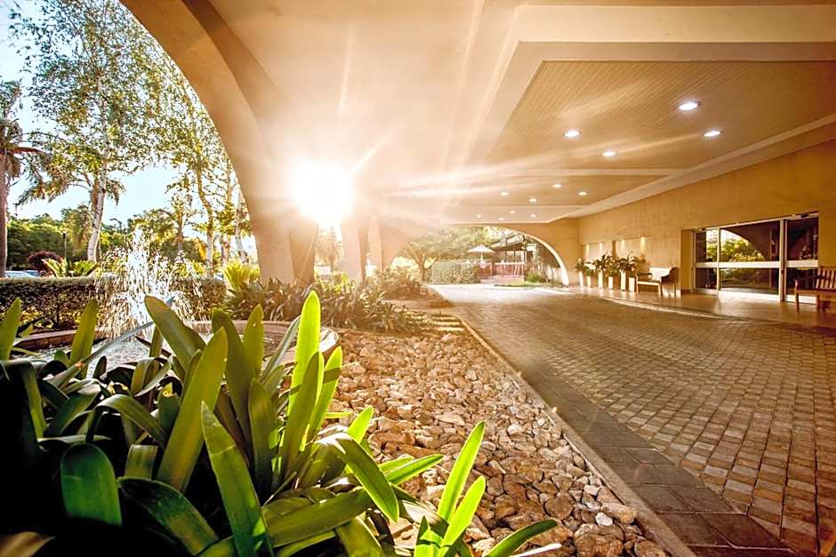 Garden Court Or Tambo International Airport