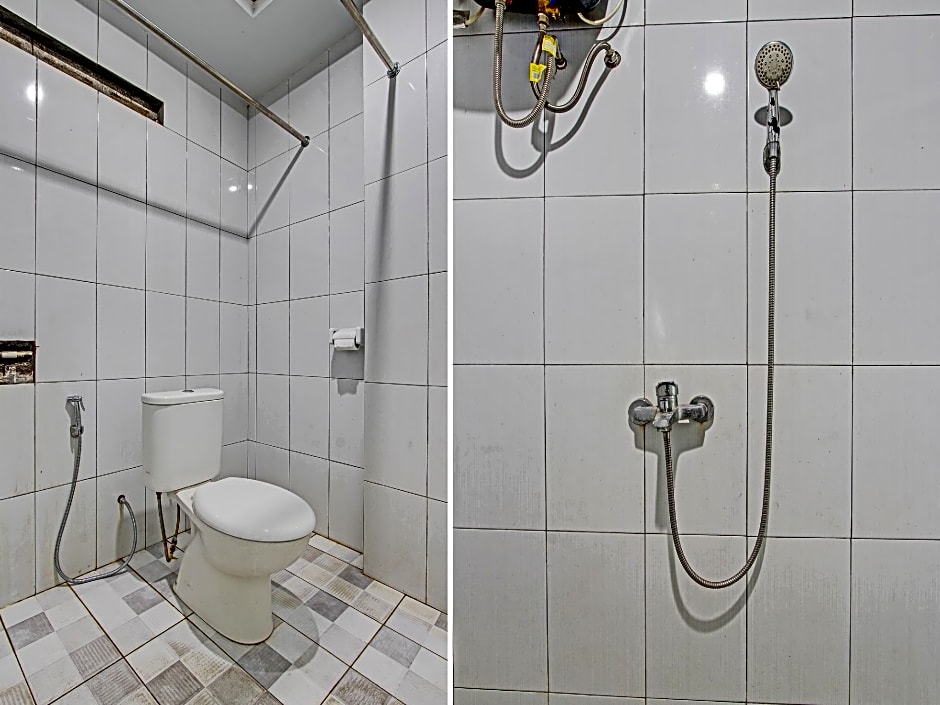 Capital O 92819 Pm Indah Hotel