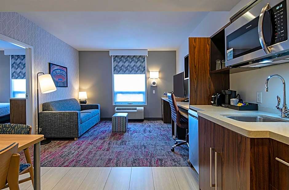 Home2 Suites By Hilton West Edmonton