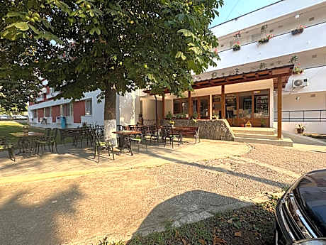 Hotel Camelia